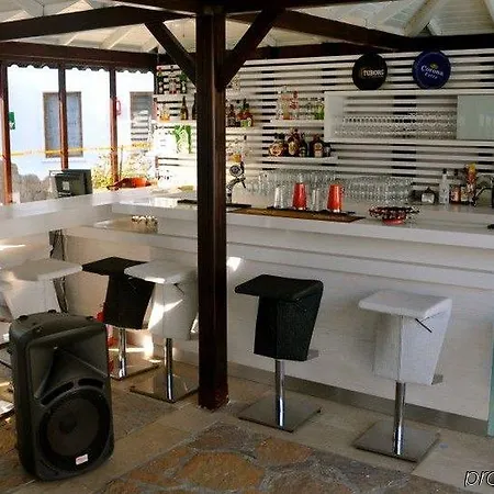 Club Cherry & Family ホテル 2*