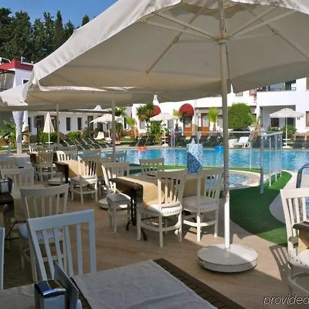 Otel Club Cherry & Family Turgutreis