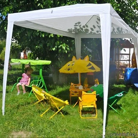 Club Cherry & Family 2*