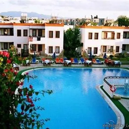 Club Cherry & Family 2* Turgutreis