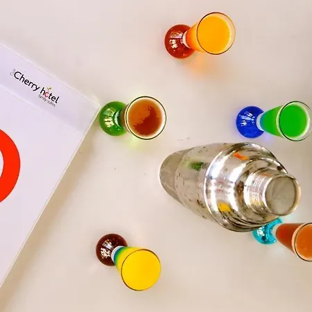 Club Cherry & Family 2* トゥルグトレイス