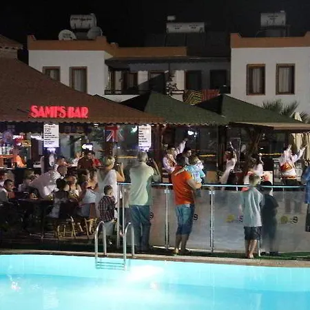 Hotel Club Cherry & Family 2*