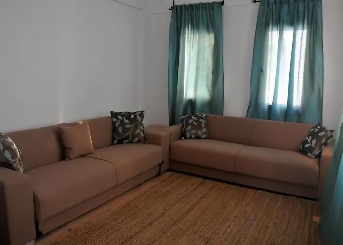 Club Cherry & Family Hotell 2*