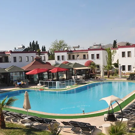 Club Cherry & Family 터그트레이스