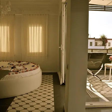 Club Cherry & Family 호텔 2*