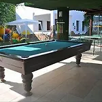Hotel Club Cherry & Family 2*