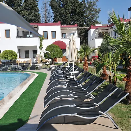 Club Cherry & Family Hotel
